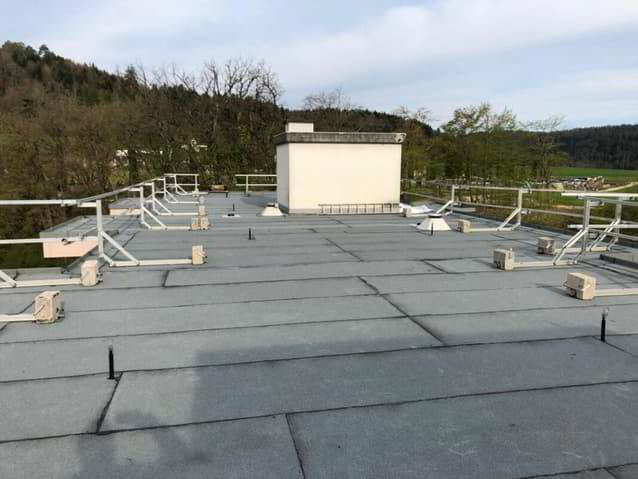 null rooms Office & Commercial to buy in Porrentruy - image 1/8