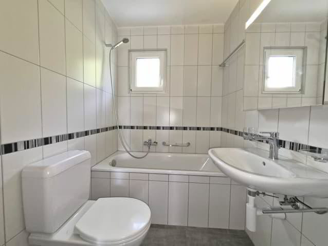 4.5 rooms Apartment for rent in Fleurier - image 1/6