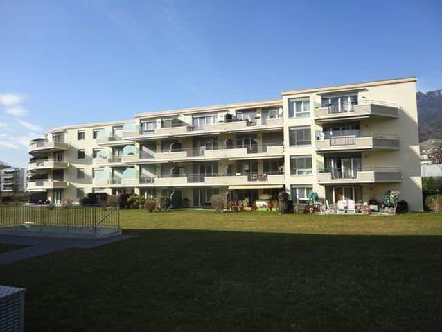 4.5 rooms Apartment for rent in Aigle - image 1/1