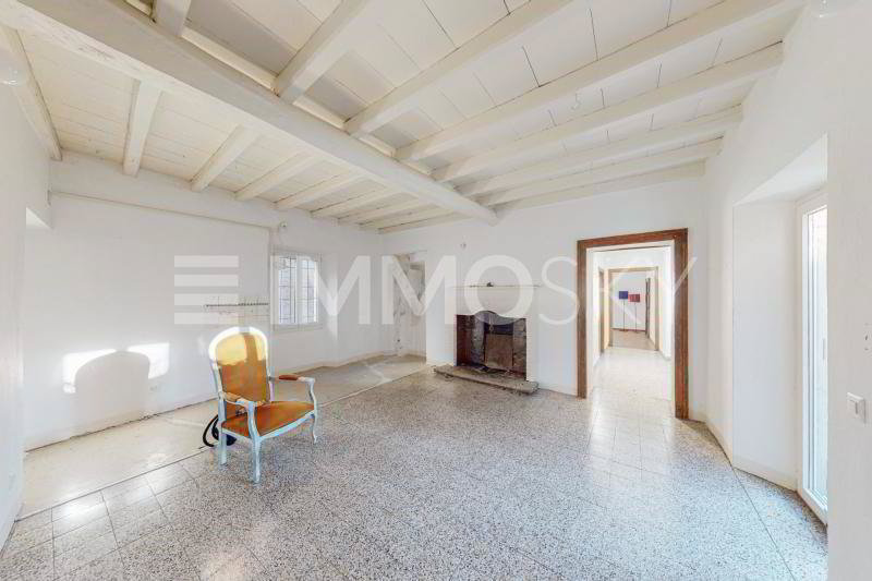 8 Zimmer Haus zum verkaufen in Novaggio - Bild 1/5