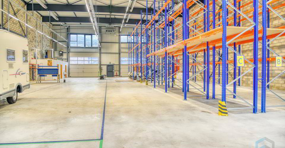 A LOUER Halle industrielle aménagée et moderne à Daval (Sierre) - Ansicht 4