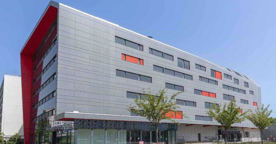 null rooms Office & Commercial for rent in Ginevra - image 1/8