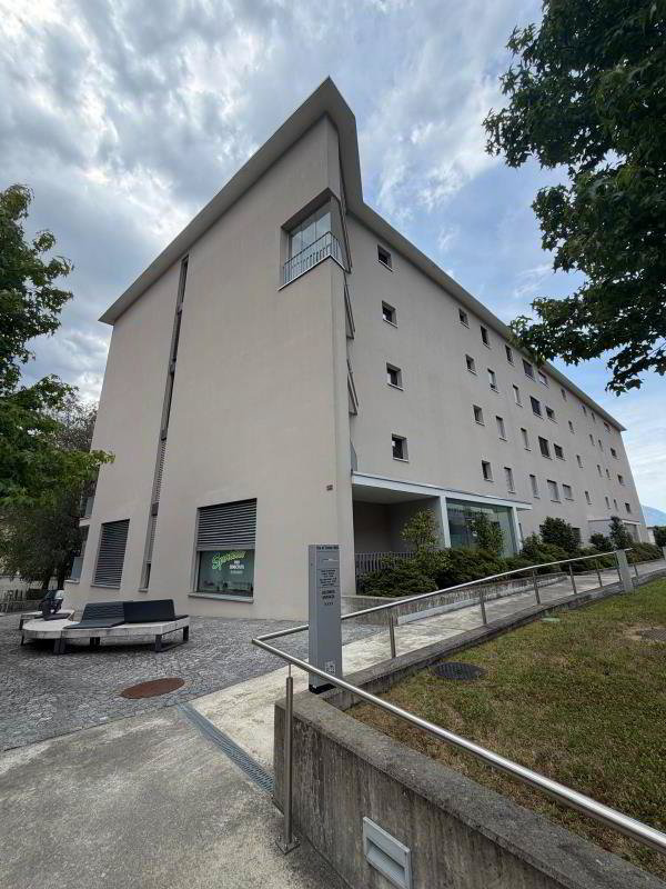 null rooms Car park, garage for rent in Sementina - image 1/1