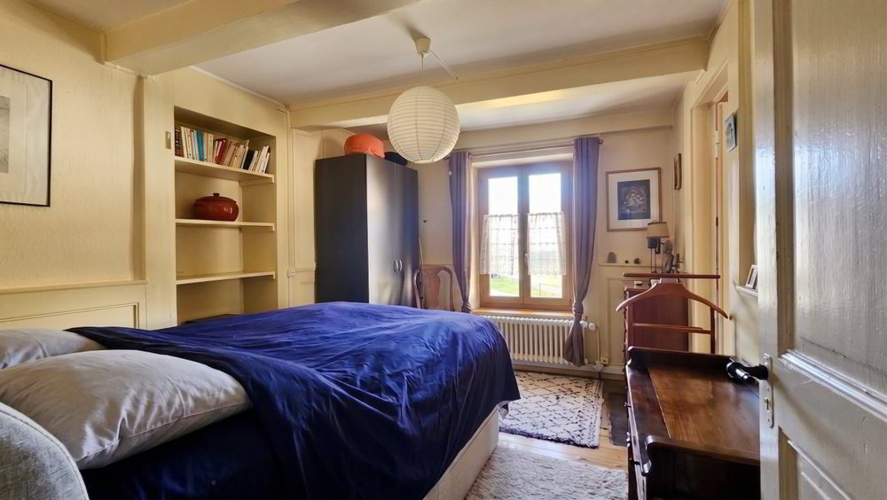 4 rooms House to buy in Fleurier - image 1/13