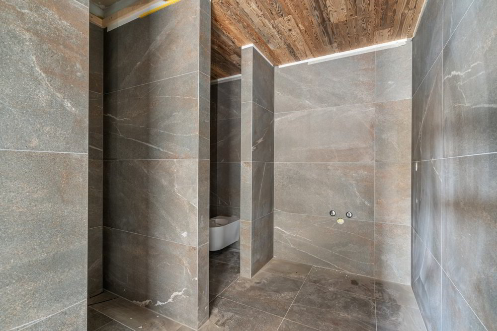 4 rooms Apartment to buy in Crans-Montana - image 1/10