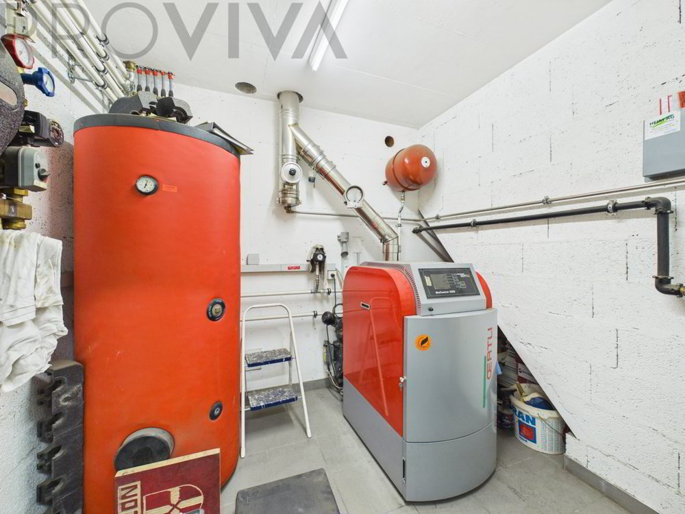 6 rooms House to buy in St-Maurice - image 1/13