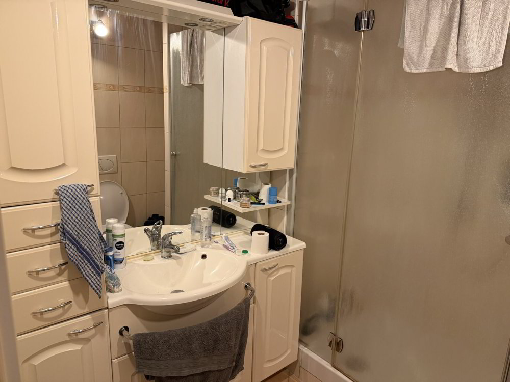 2 rooms Apartment to buy in Belfaux - image 1/8