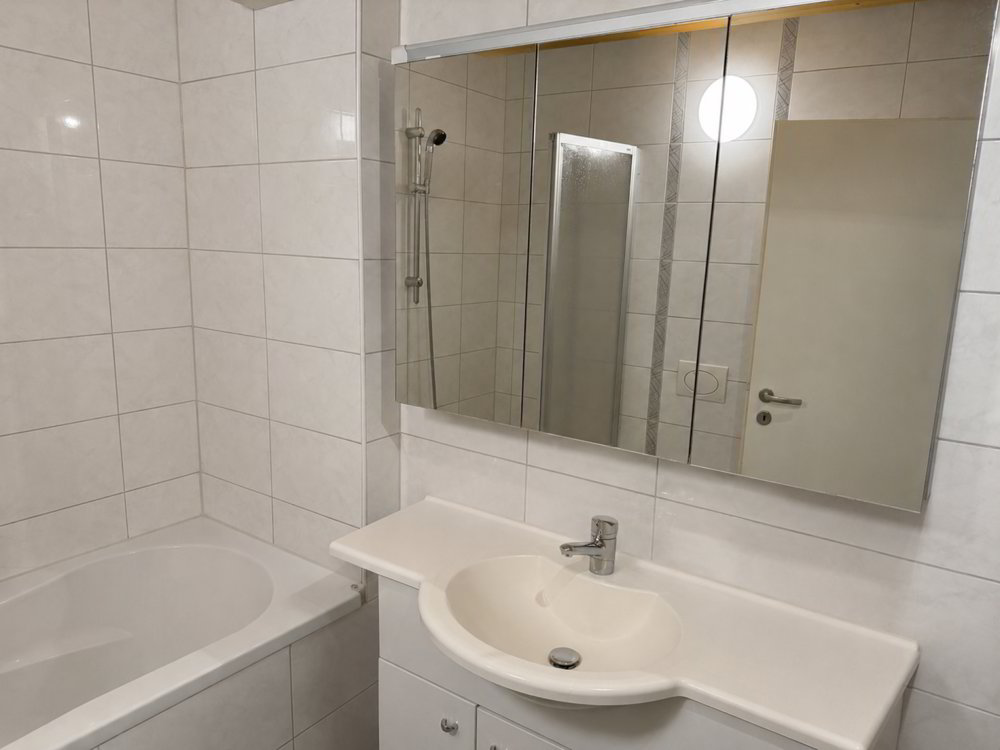3.5 rooms Apartment to buy in Belfaux - image 1/13