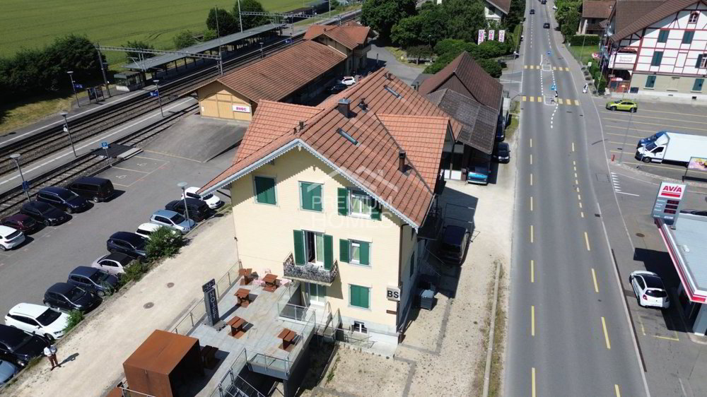 19 rooms House to buy in Schüpfen - image 1/3