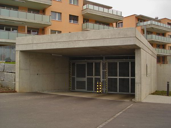 null rooms Car park, garage for rent in Bülach - image 1/3