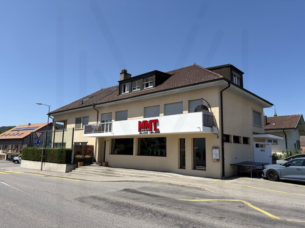 4 rooms Apartment to buy in Riaz - image 1/7