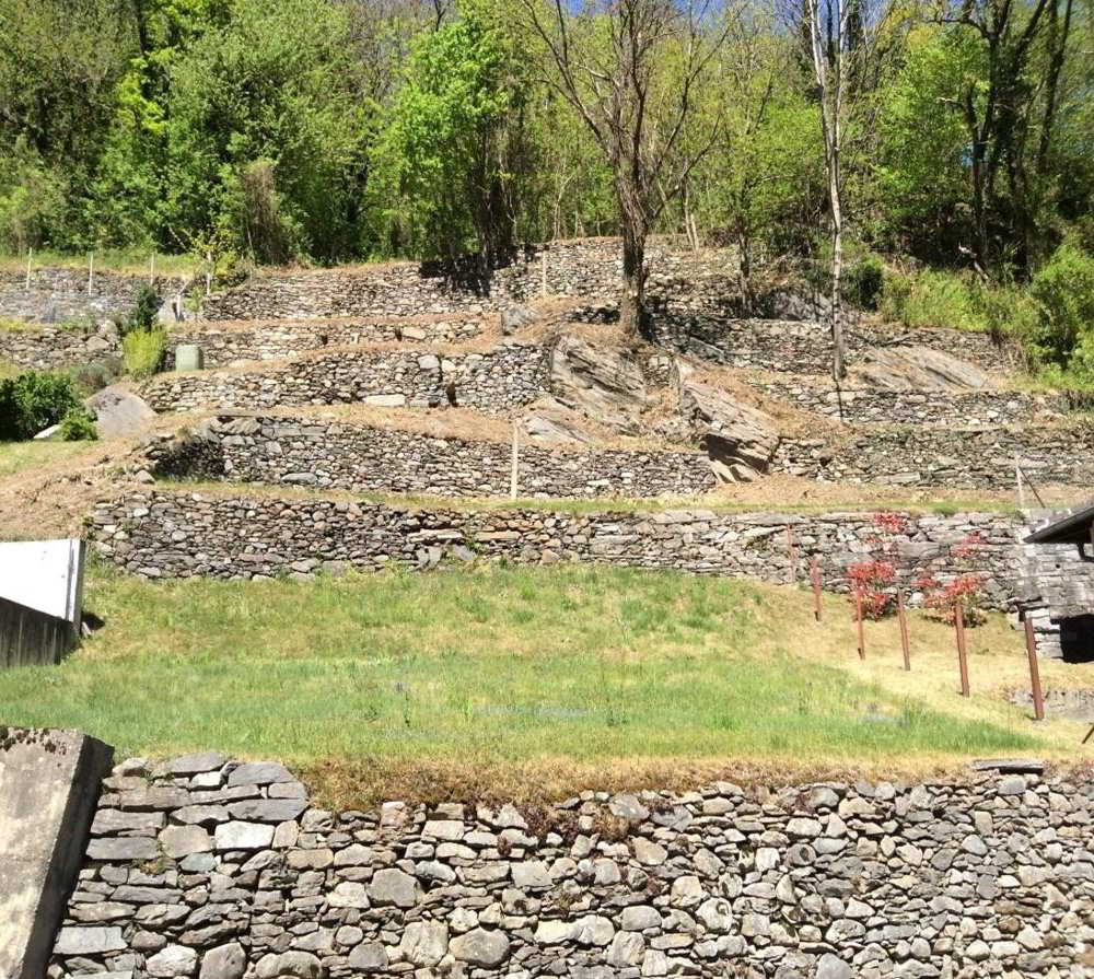 Terreno edificabile R2 di 770 m², progetto di massima e grotto/rustico esistente
