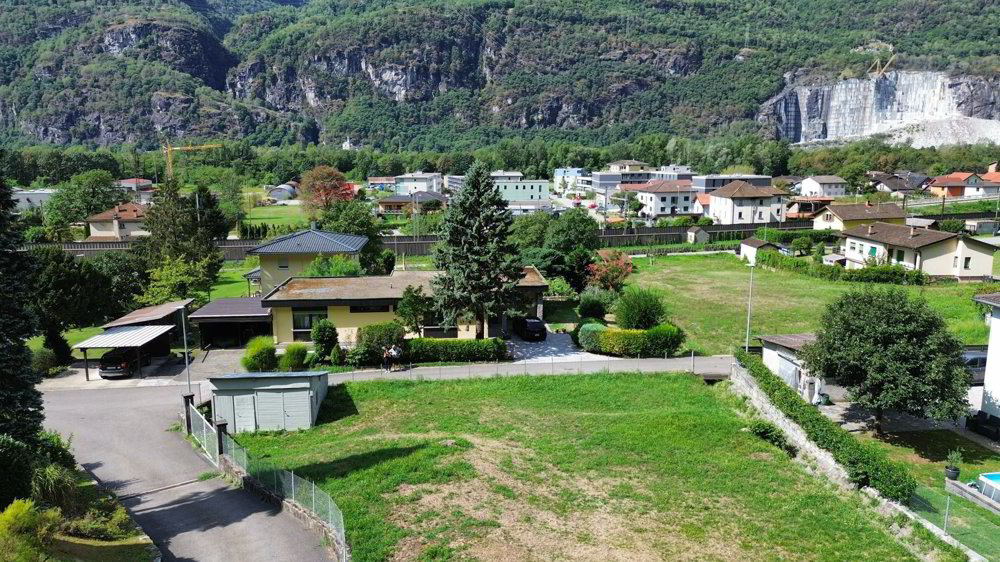 Terreno edificabile R2 di 390 m², indice di sfruttamento 0.4 e predisposizione allacciamenti - Ansicht 2