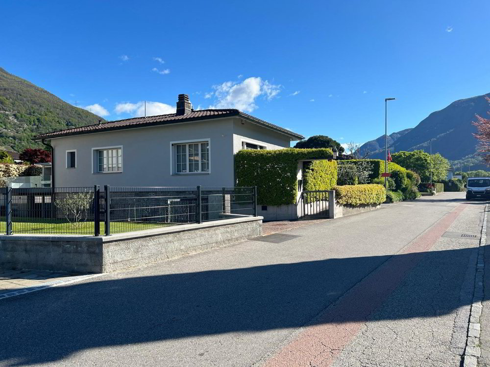 Haus – Sementina