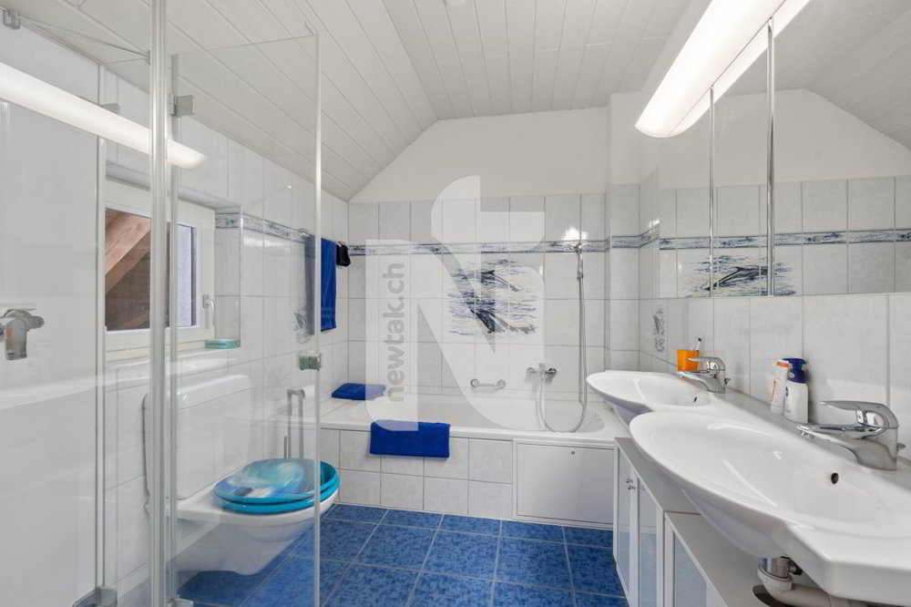 5 rooms House to buy in Hofstetten SO - image 1/13