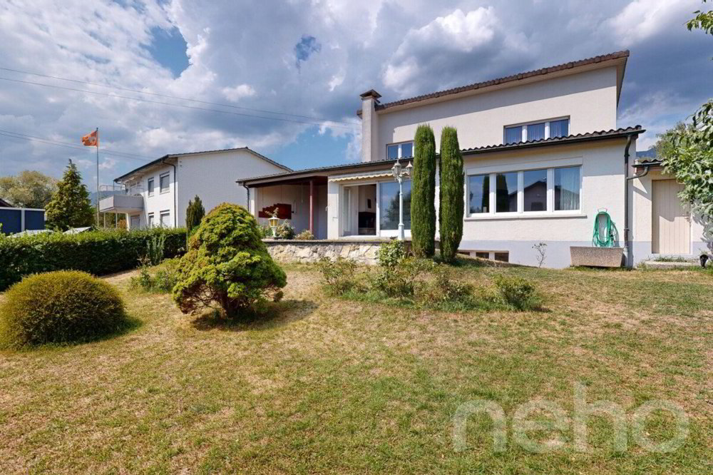 7.5 rooms House to buy in Bellach - image 1/12