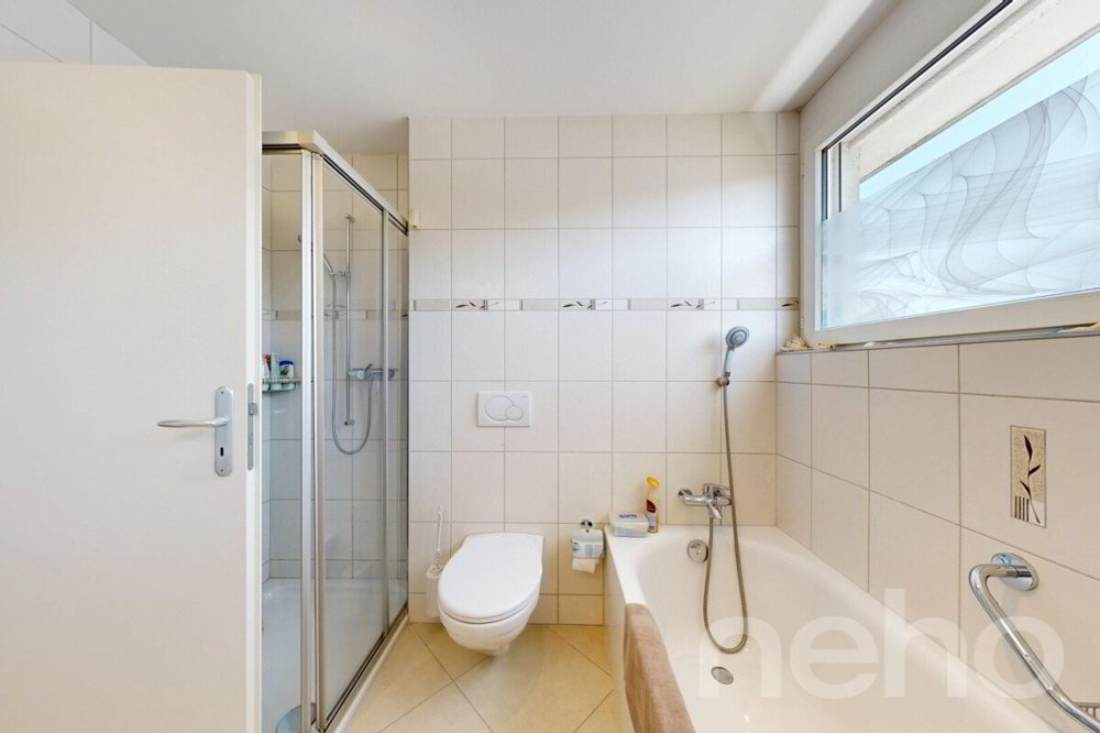 5.5 rooms House to buy in Rheinfelden - image 1/12