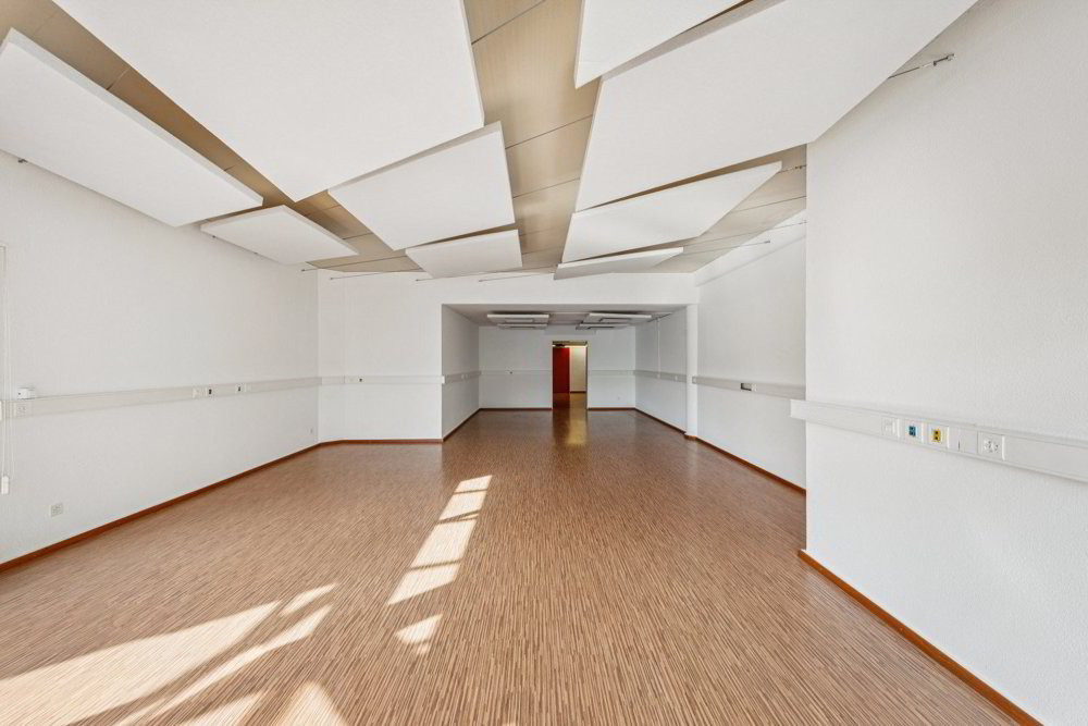 Gewerbe/Ladenfläche mit Schaufenster an bester Lage in Bremgarten - Mehr