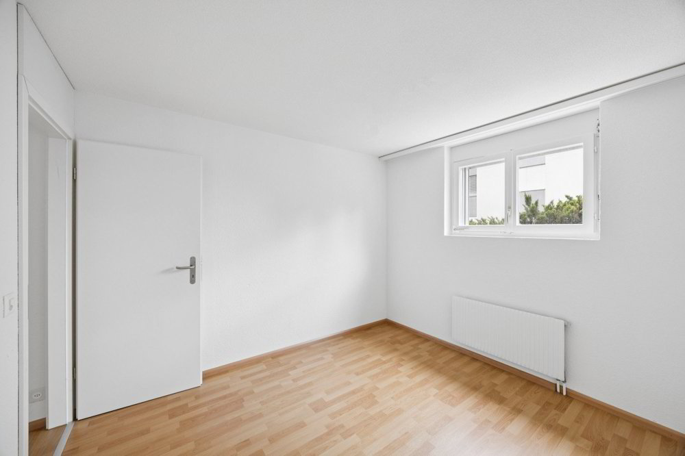 5 rooms Apartment for rent in Burgdorf - image 1/8