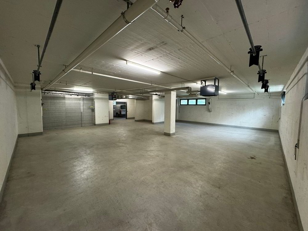 Mit direkter Zufahrt (PKW) - Ansicht 5