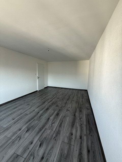 3 Zimmer Wohnung zu vermieten in Delsberg - Bild 1/7