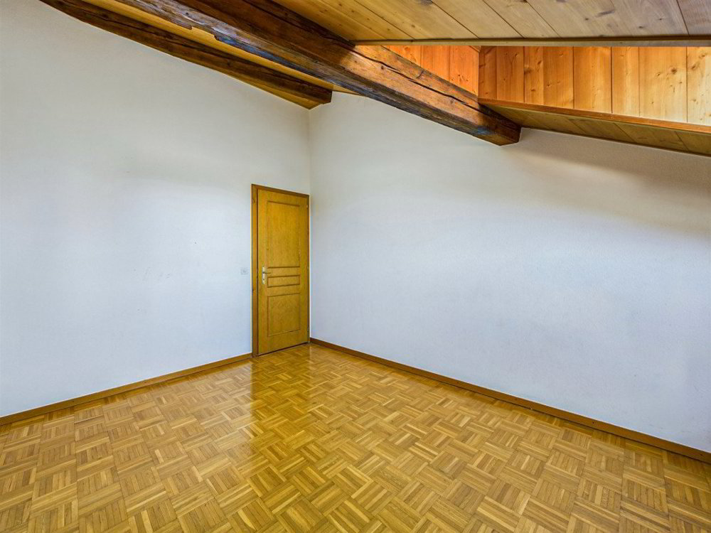 Investment property with several flats - Mehr