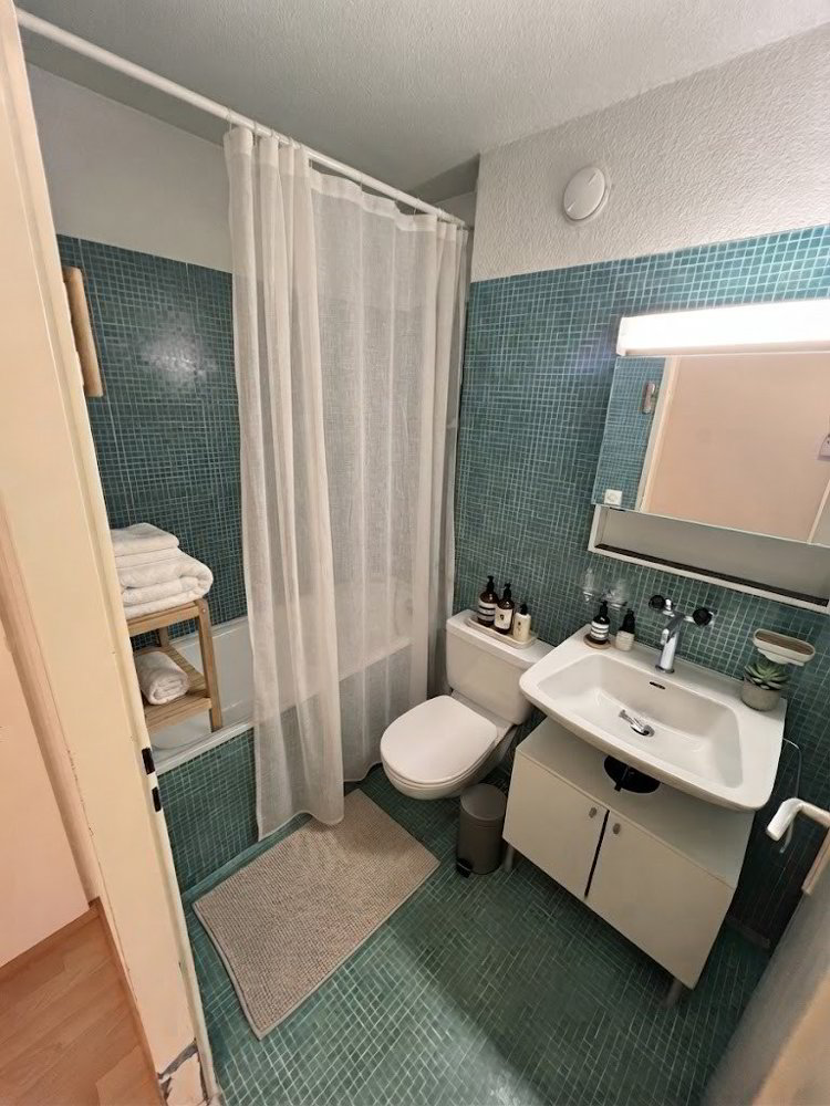 1 rooms Apartment for rent in Zürich - image 1/5