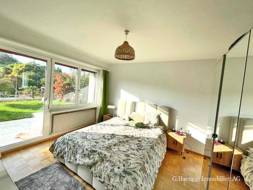 6 rooms House to buy in Lausen - image 1/13