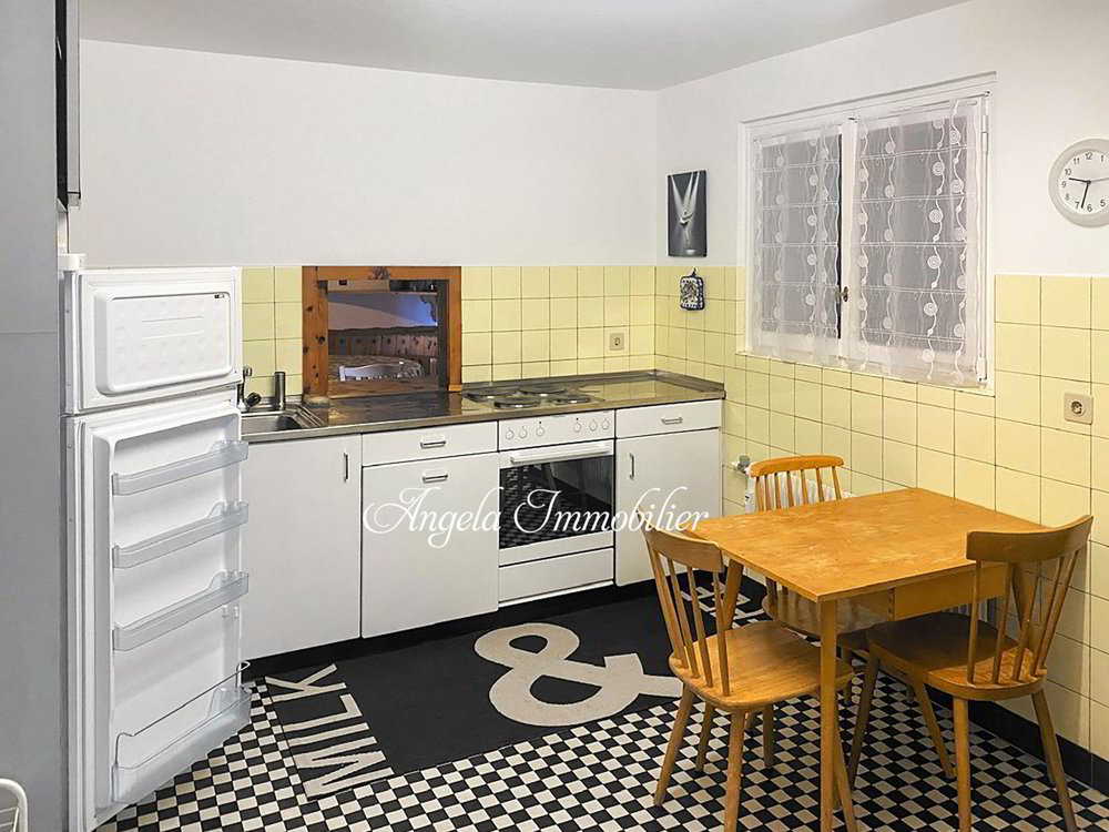 6 rooms Apartment to buy in Crans-Montana - image 1/13