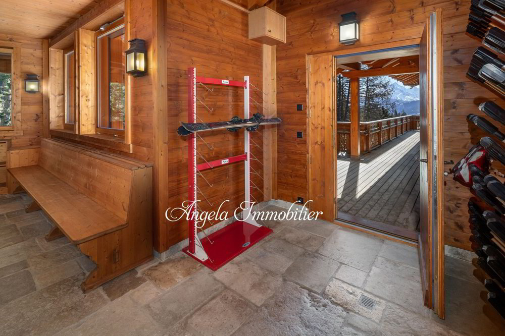 null rooms House to buy in Crans-Montana - image 1/13