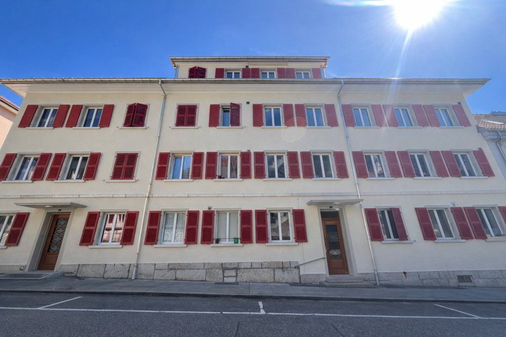 2 rooms Apartment for rent in St-Imier - image 1/12