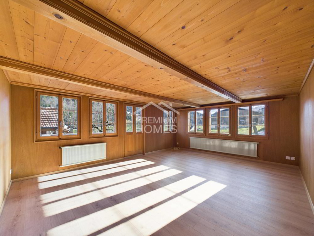 Immeuble d'habitation de 9.5 pièces en vente à Boltigen - 225 m² - Ansicht 2