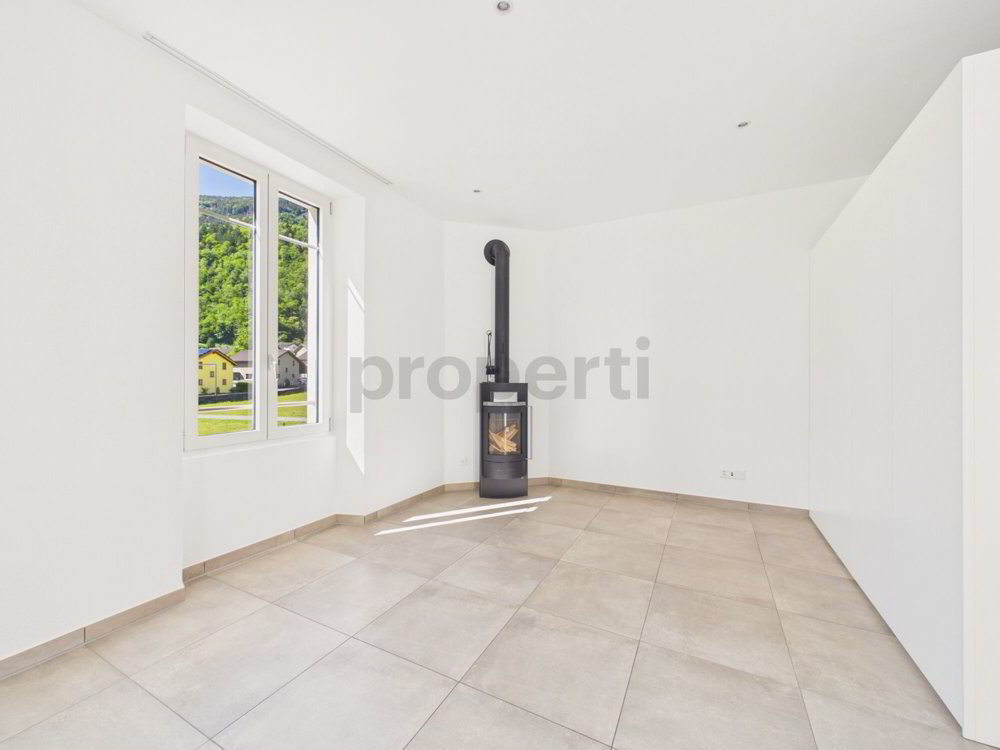 Immeuble d'habitation de 10.5 pièces en vente à Acquarossa - 354 m²