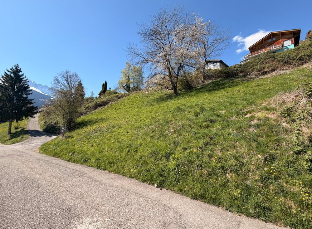 Belle parcelle à vendre à Collombey ( Les Neyres )