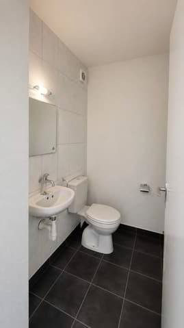 3.5 rooms Apartment for rent in Biel/Bienne - image 1/8