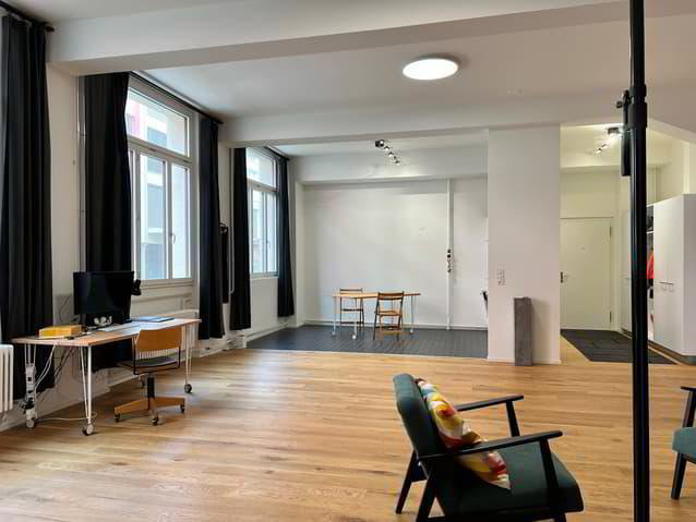 Grosszügiges Loft-Atelier / Büro an zentraler Lage - Ansicht 2