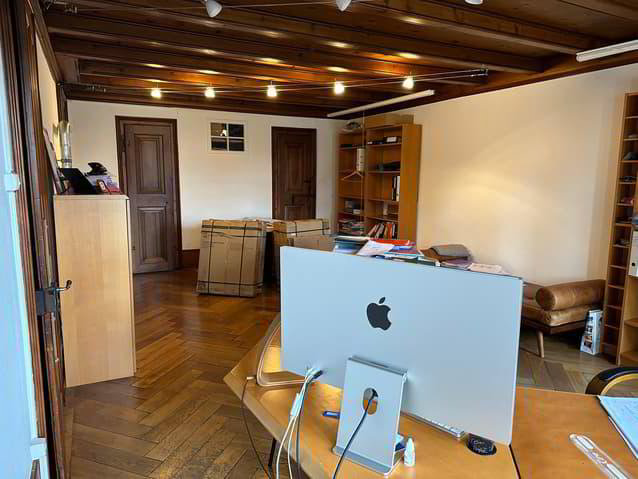 null rooms Office & Commercial for rent in Peseux - image 1/9