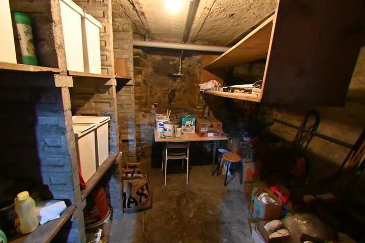 11 rooms Office & Commercial to buy in Le Locle - image 1/11