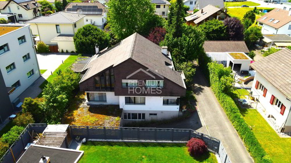 7 rooms House to buy in Büsserach - image 1/13