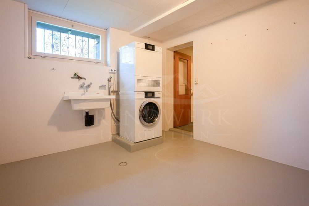 Casa di 6 locali in affitto a Ueberstorf - immagine 1/12