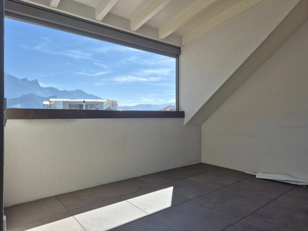 5 rooms Apartment for rent in Mels - image 1/11