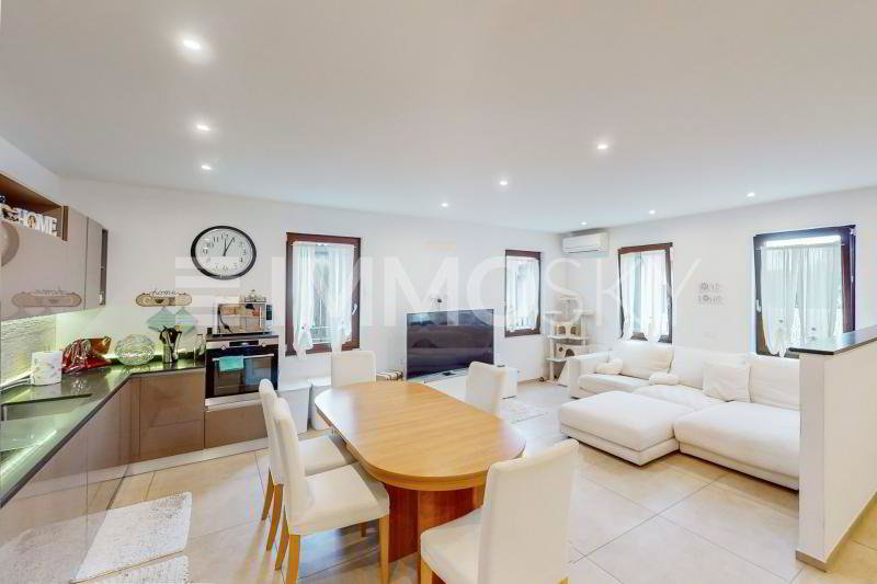 Wohnung – Coldrerio, Villa