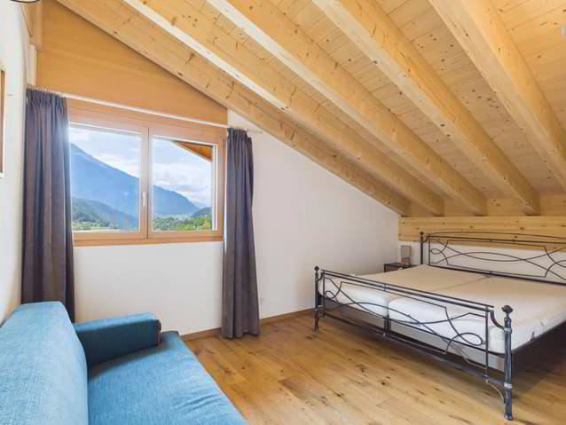 5.5 rooms Apartment to buy in Fiesch - image 1/13