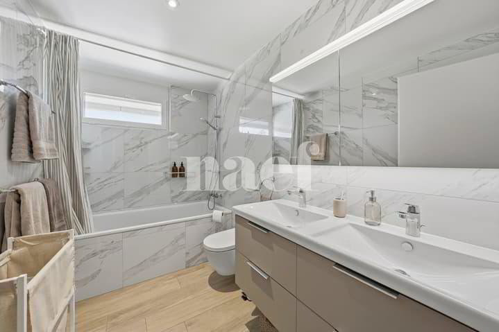 3.5 rooms Apartment to buy in Nyon - image 1/4