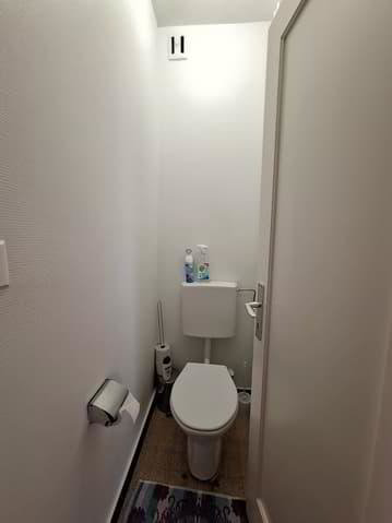 4 rooms Apartment for rent in Lausanne - image 1/9