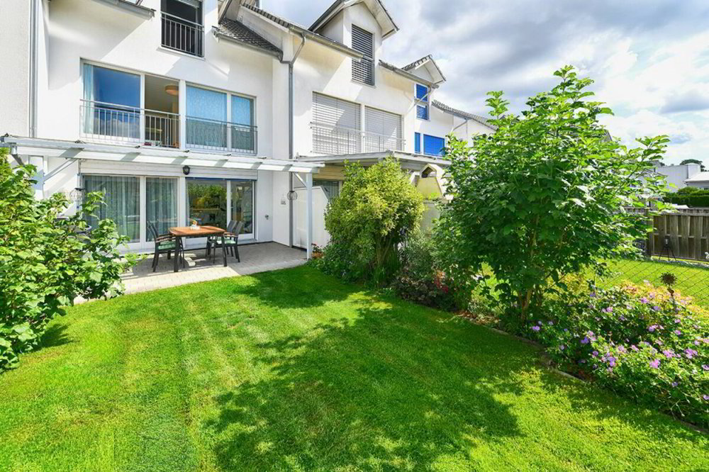 5 rooms House to buy in Volketswil - image 1/13