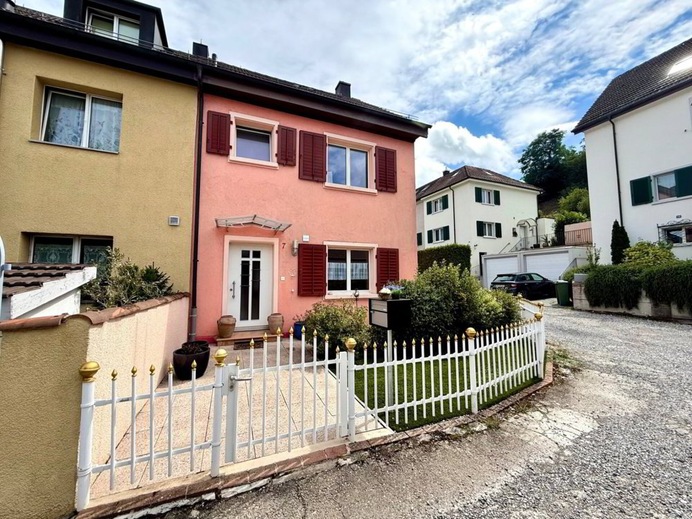 4.5 rooms House to buy in Schlieren - image 1/16