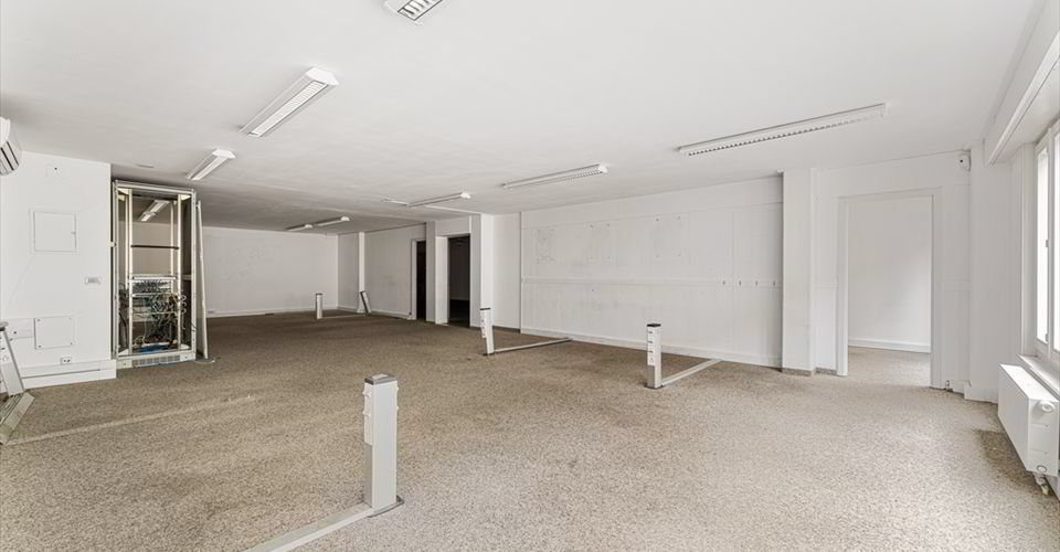 Bureaux idéalement situés en plein centre-ville - Alpes 29 - Mehr