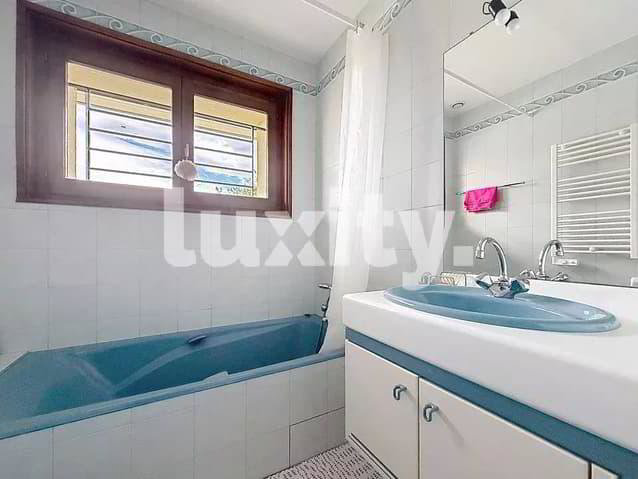 null rooms House to buy in Hermance - image 1/8