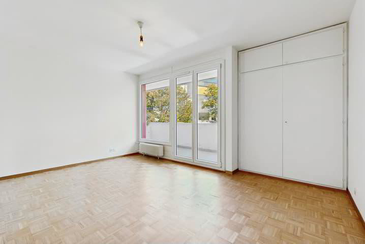 Appartement 3 pièces à louer à Châtelaine - image 1/9